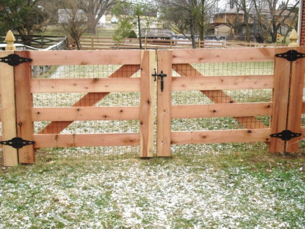 KY 4 Bd Double Gate