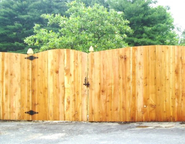 Roll Top Solid Privacy Gate